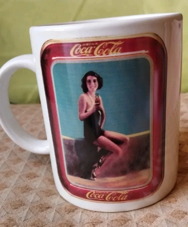 Taza Coca-Cola Edición Especial y Limitada Retro.