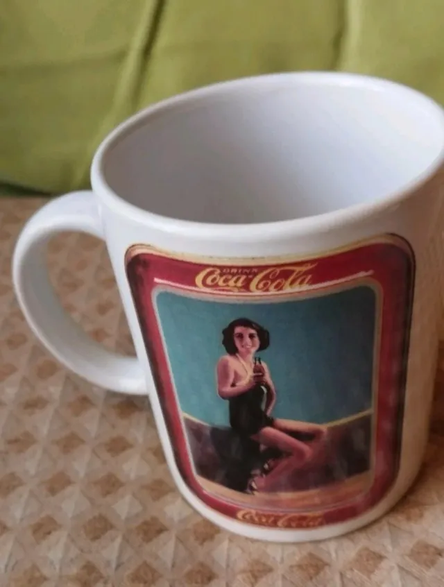 Taza Coca-Cola Edición Especial y Limitada Retro.