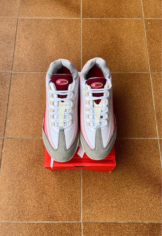 Nike Air Max 95 Rosa y Rojo