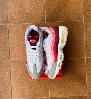 Nike Air Max 95 Rosa y Rojo