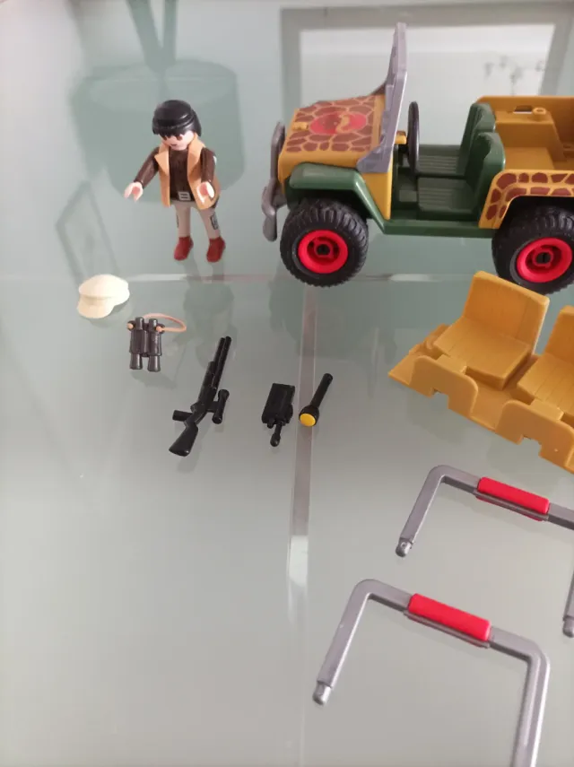 Playmobil Cazador con Vehículo Safari