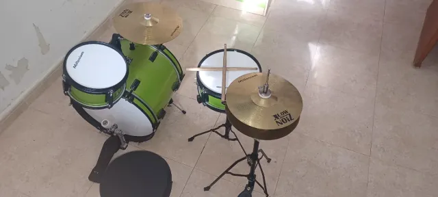 Batería infantil verde