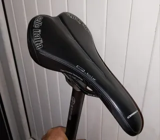 Sillín Orbea Q-bik con Tija