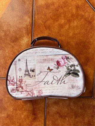 Lotto Gioielli con Borsetta + Crema Antiage