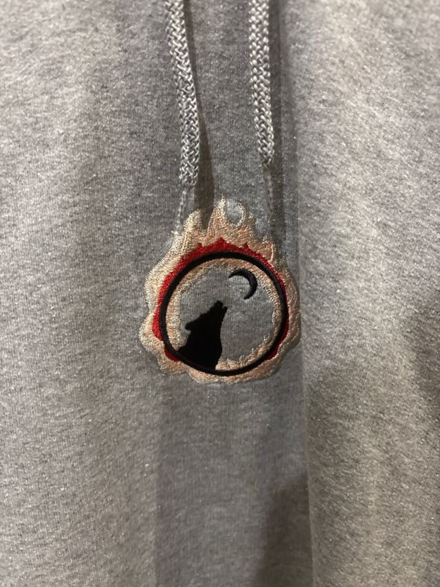 Sudadera Wolfithings Gris con Logo