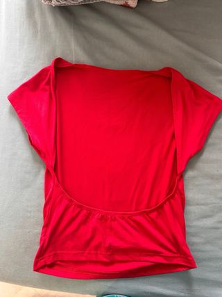 Camiseta roja verano