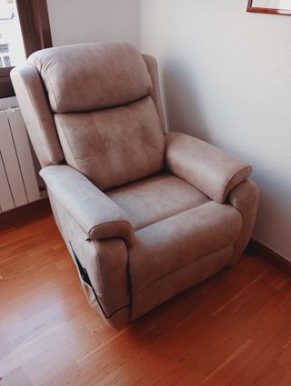 Poltrona relax elettrica elevabile