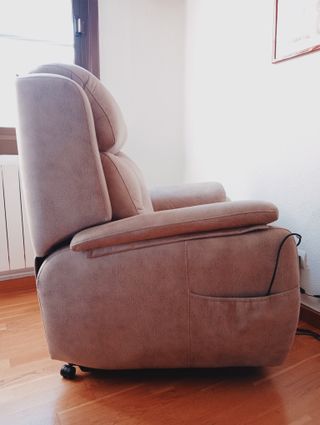 Poltrona relax elettrica elevabile