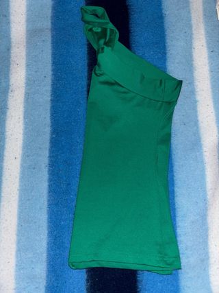 Camiseta SHEIN verde talla M