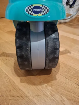 Moto infantil correpasillos