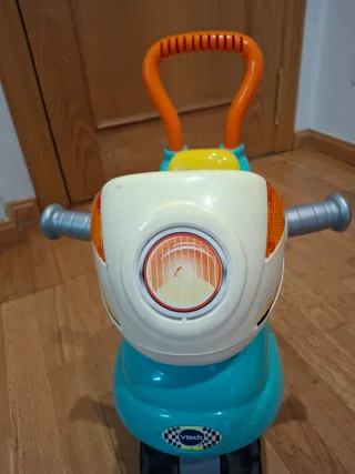 Moto infantil correpasillos