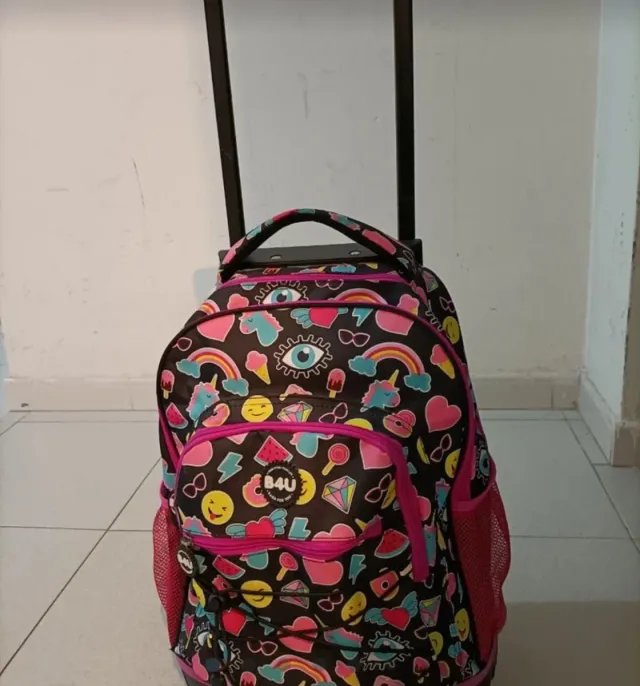 MOCHILA CON RUEDAS B4U.