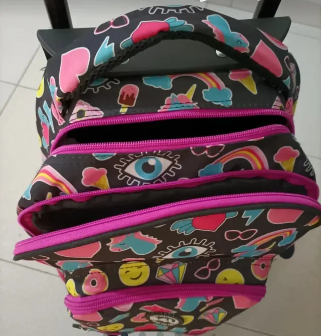 MOCHILA CON RUEDAS B4U.