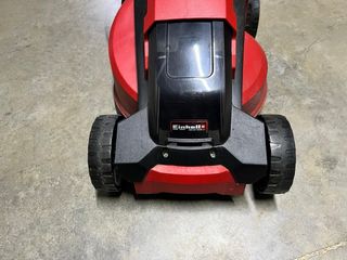 Cortacésped y bordeadora inalambrico con batería