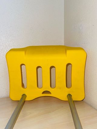 Porta mochilas amarillo Safta