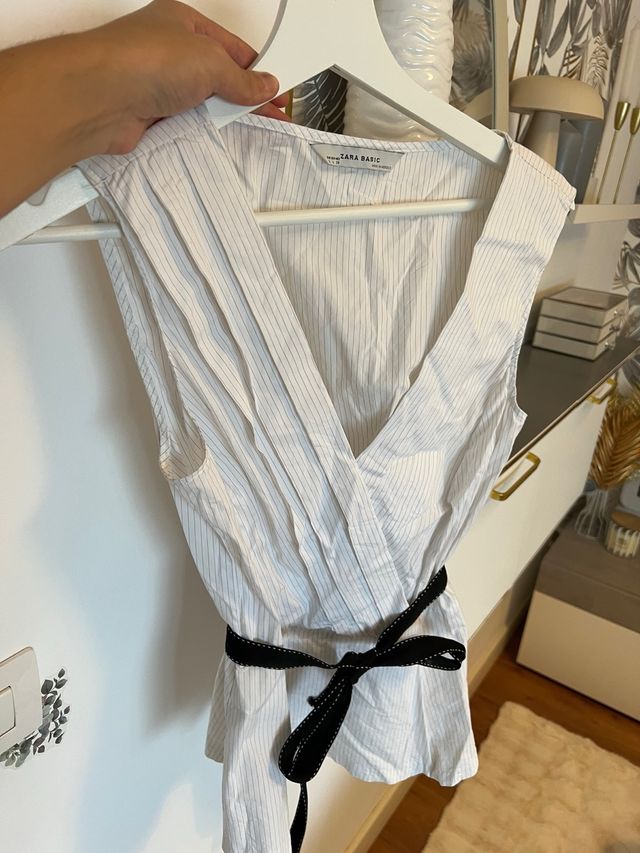 Camisa Zara Basic cruzada Talla S