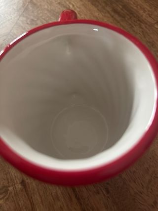 Taza cerámica rayas rojas y blancas
