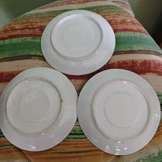 Set 3 platos decorativos dorados y blancos Vintage