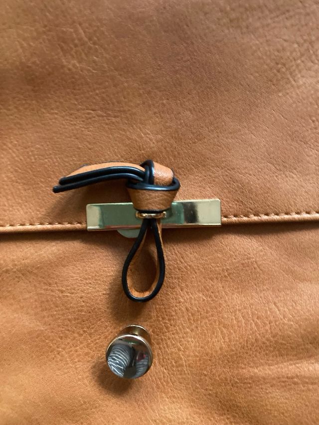 Bolso bandolera de cuero marrón