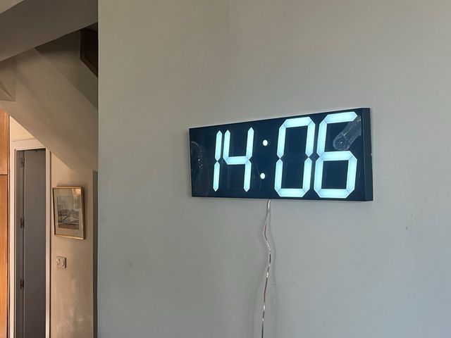 Reloj Digital Chkosda Negro/Blanco con atenuador,