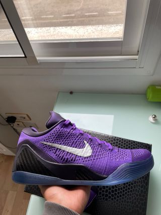 Nike Kobe 9 Elite Low Protro Moonwalker HyperGrape