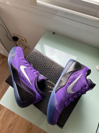 Nike Kobe 9 Elite Low Protro Moonwalker HyperGrape