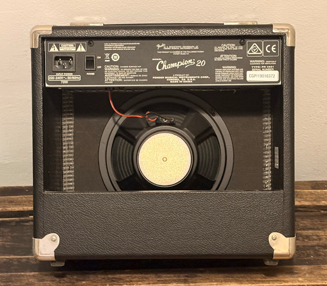 Amplificador Fender Champion 20 Negro