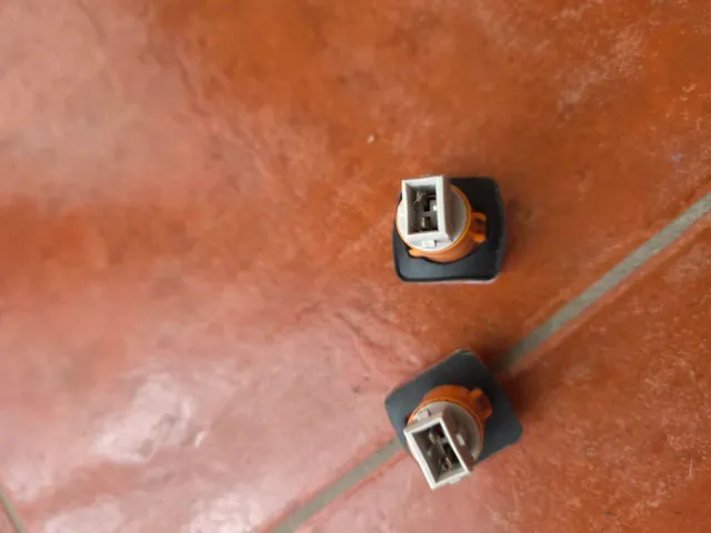 Intermitentes naranjas y blancos Ford Fiesta MK3 1