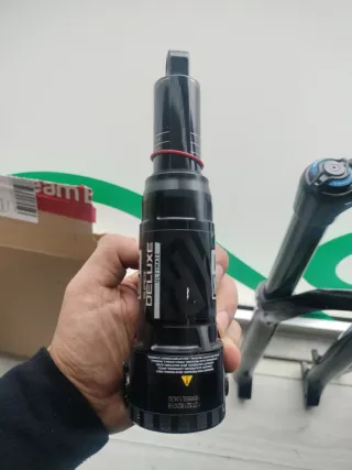 Amortecedor Rock Shox Super Deluxe Ultimate RC2T