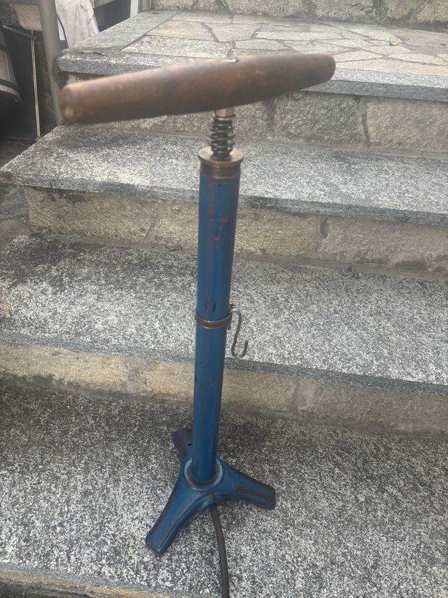 Pompa bicicletta vintage blu