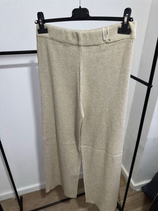 Pantalón de punto ancho y calentito