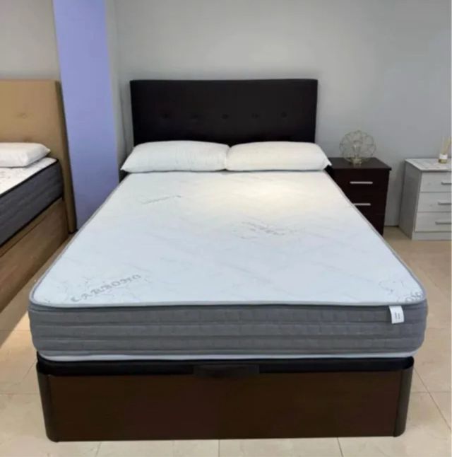 Canapé abatible blanco y madera