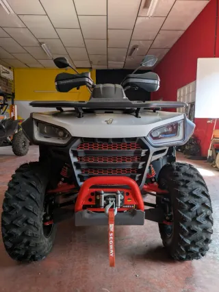 Quad ATV Segway Snarler AT6 LX