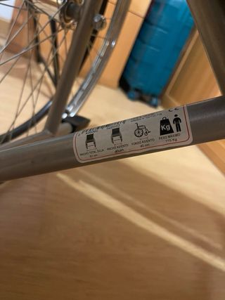 silla de ruedas  recoger en metro Urgel