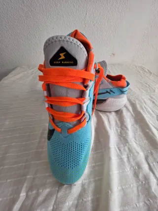 Tenis Nike Keep Running Azul y Naranja