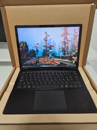 Microsoft Surface Laptop 4 Ryzen 5 16GB RAM