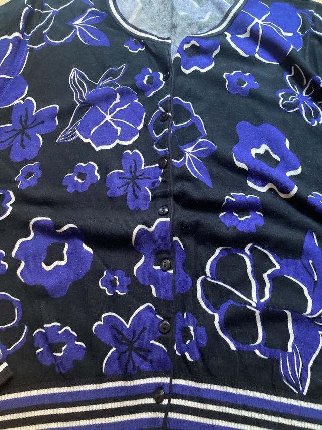 Chaqueta de mujer con estampado floral