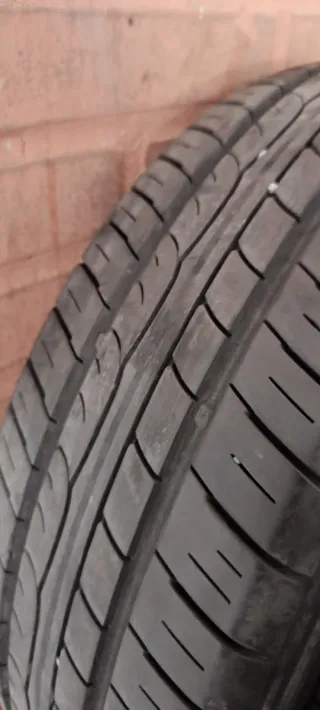 Neumáticos Dunlop 175/65 R15
