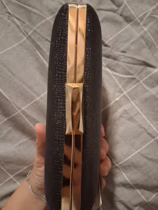 Pochette nera con brillantini