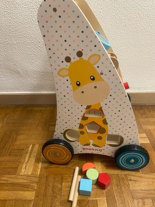 Andador de madera para bebés