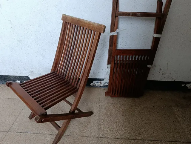 Sillas de madera plegables