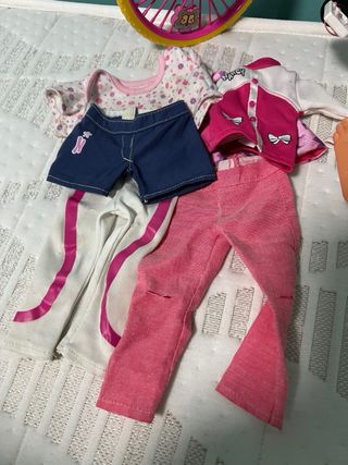 Nancy con bicicleta y ropa