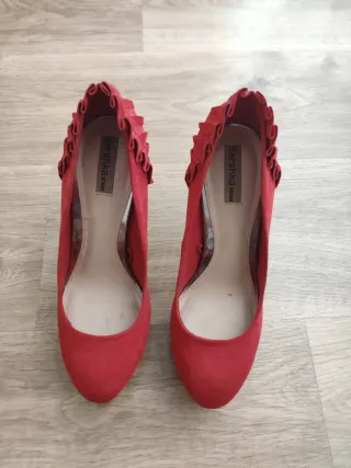 Zapatos Bershka Rojos Tacon usados una vez