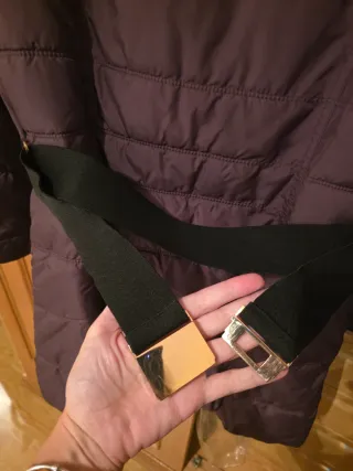 Abrigo Zendra plumífero marrón con pelo