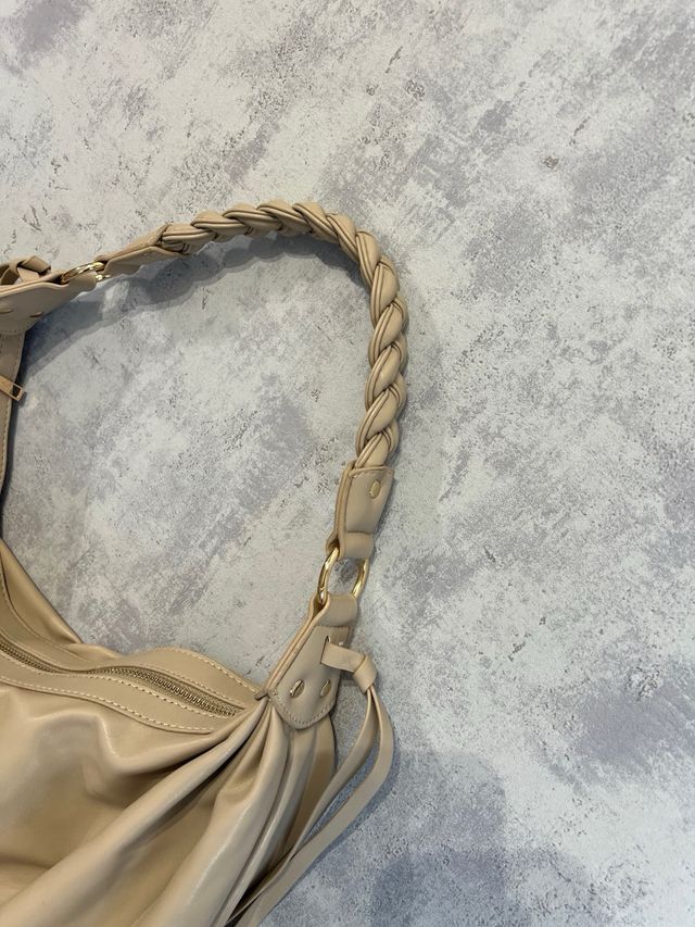 Bolso Beige Trenzada