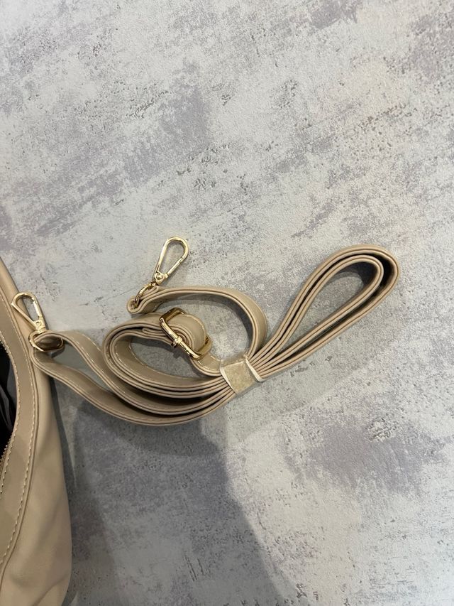 Bolso Beige Trenzada