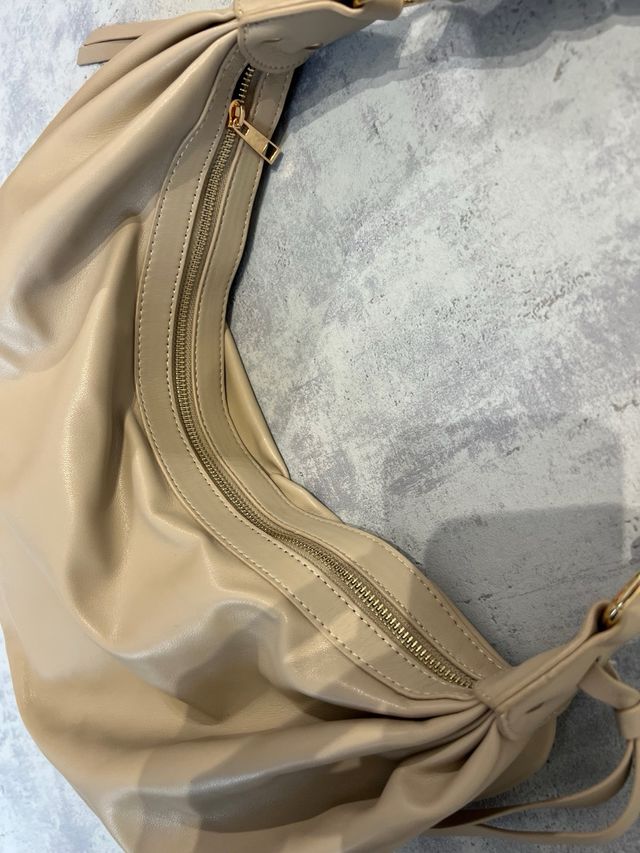 Bolso Beige Trenzada