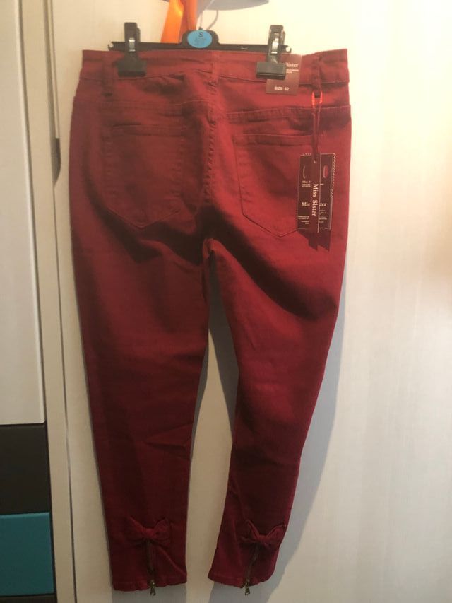 Pantalón mujer granate sin estrenar