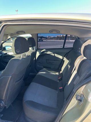 Opel Astra 2004