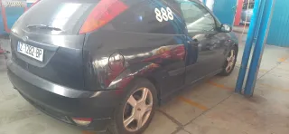 Ford Focus 2000